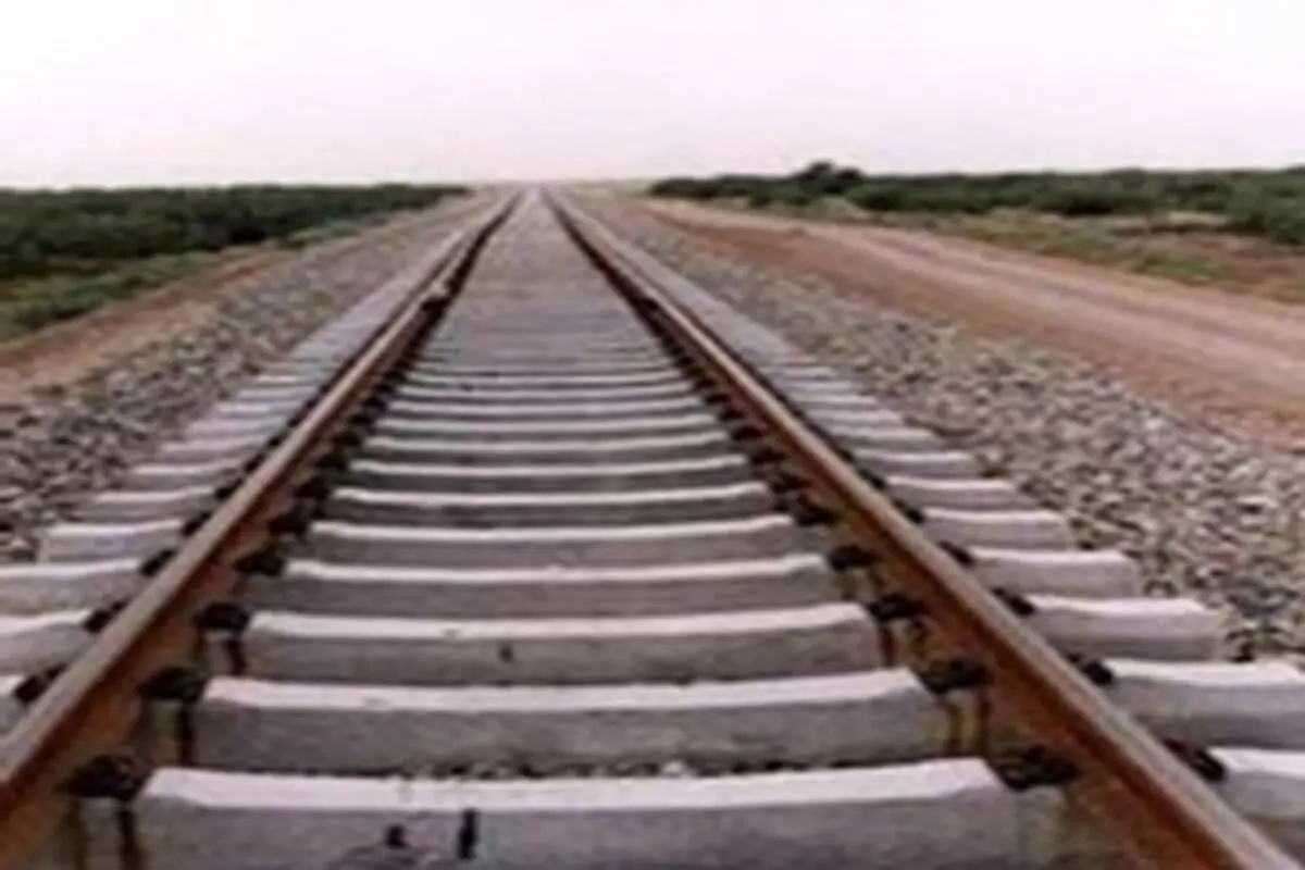 بازسازی خط ریلی محور مشهد امروز به پایان می‌رسد