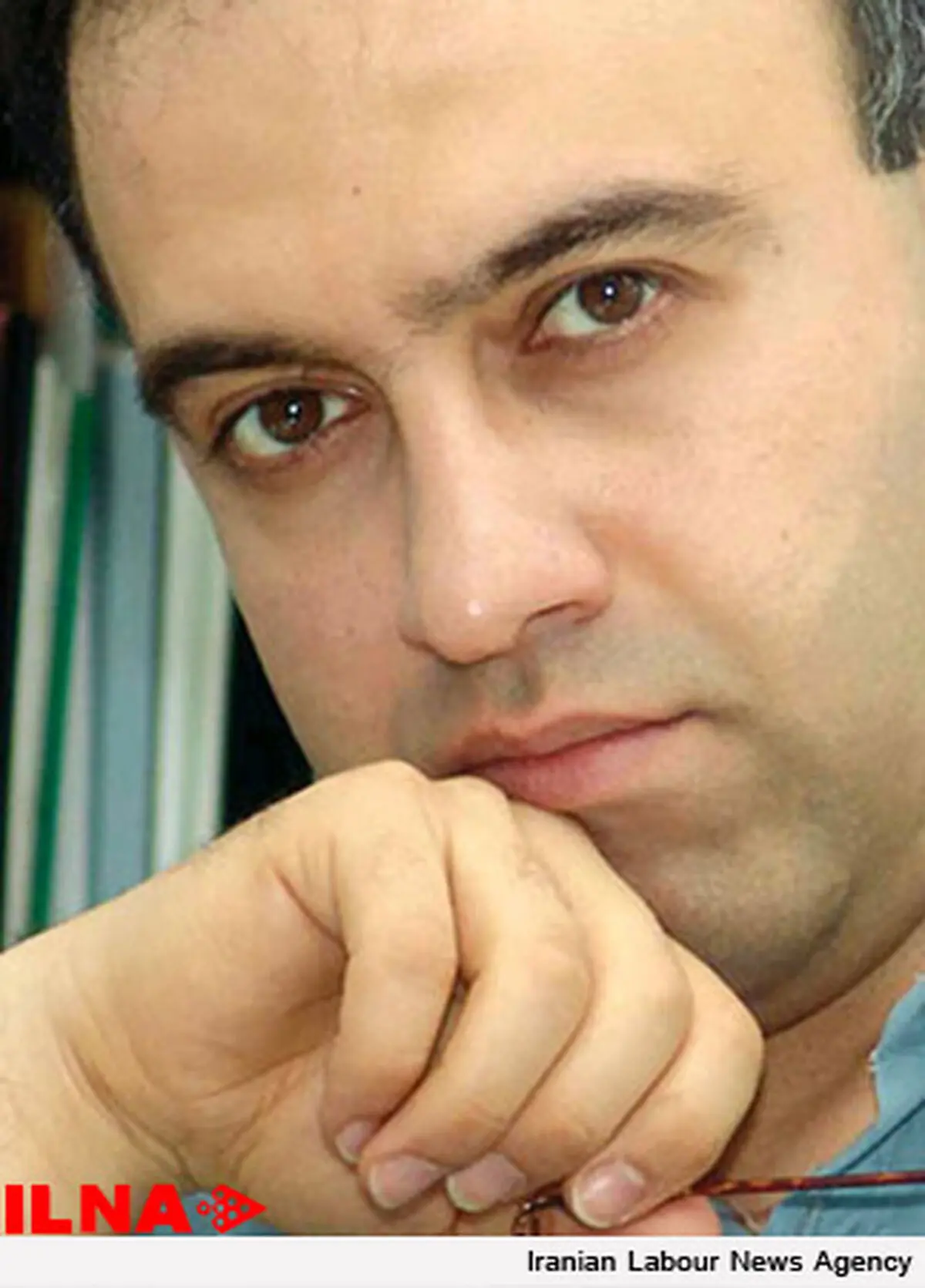 گلشیری: سیگار سهمیه‌ ارز دارد، ولی كاغذ ندارد