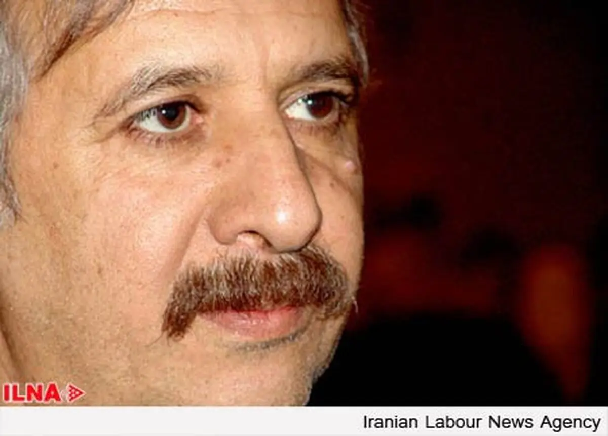 مرا به هیچ جریان انتخاباتی نچسبانید