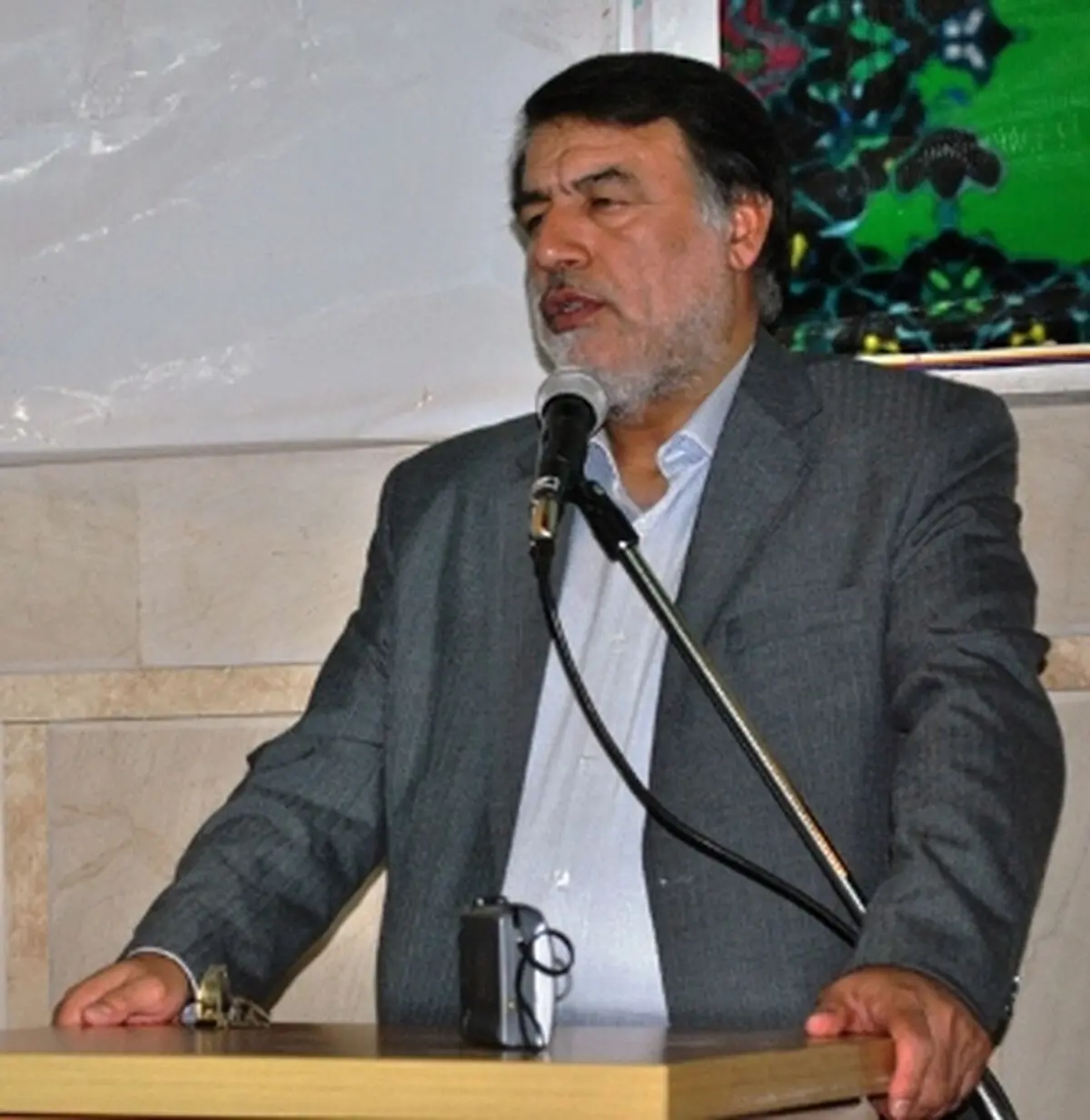 دکتر روحانی می‌تواند امیدهایی را در جامعه زنده کند