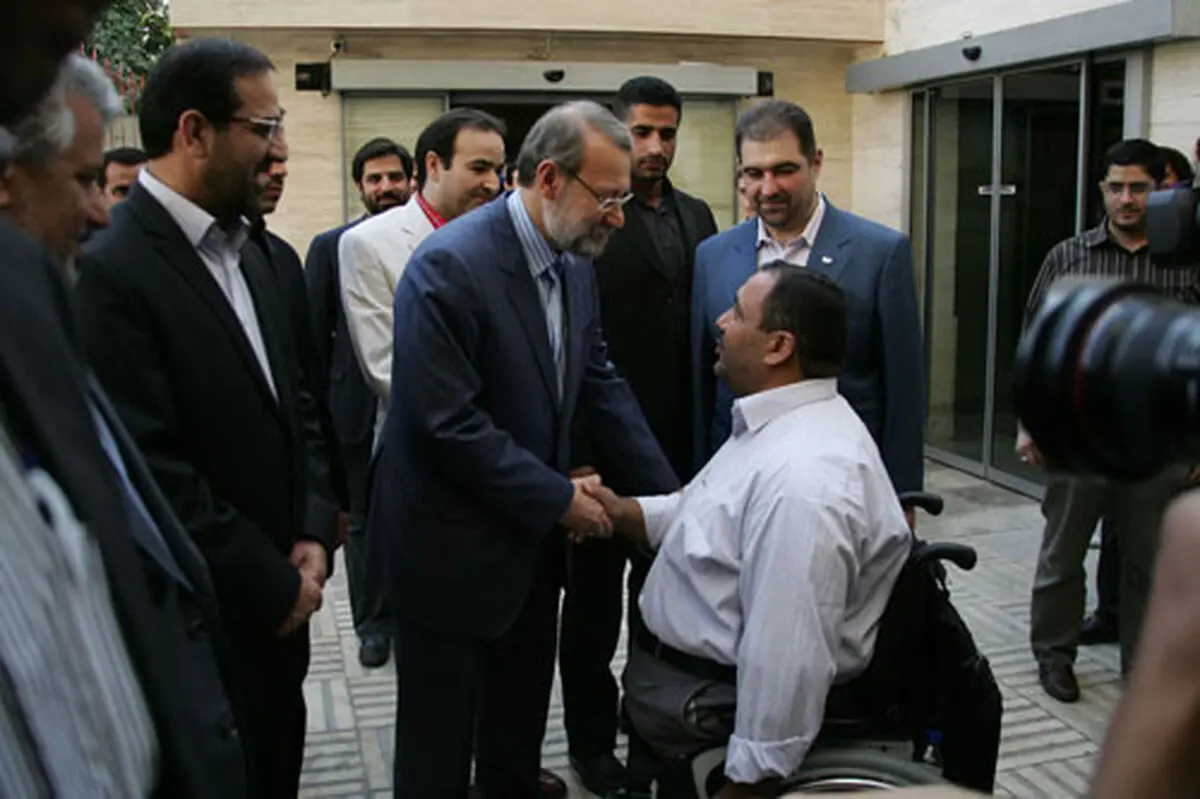 علی لاریجانی با کاروان پارالمپیکی ایران دیدار کرد