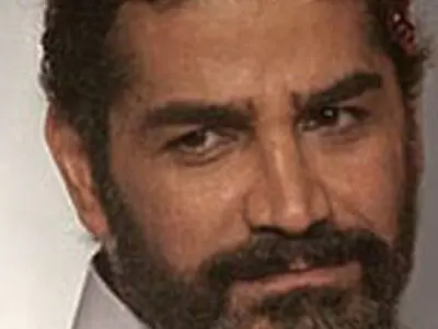 مسئولان اگر به هنر علاقه ندارند با صدای بلند بیان كنند