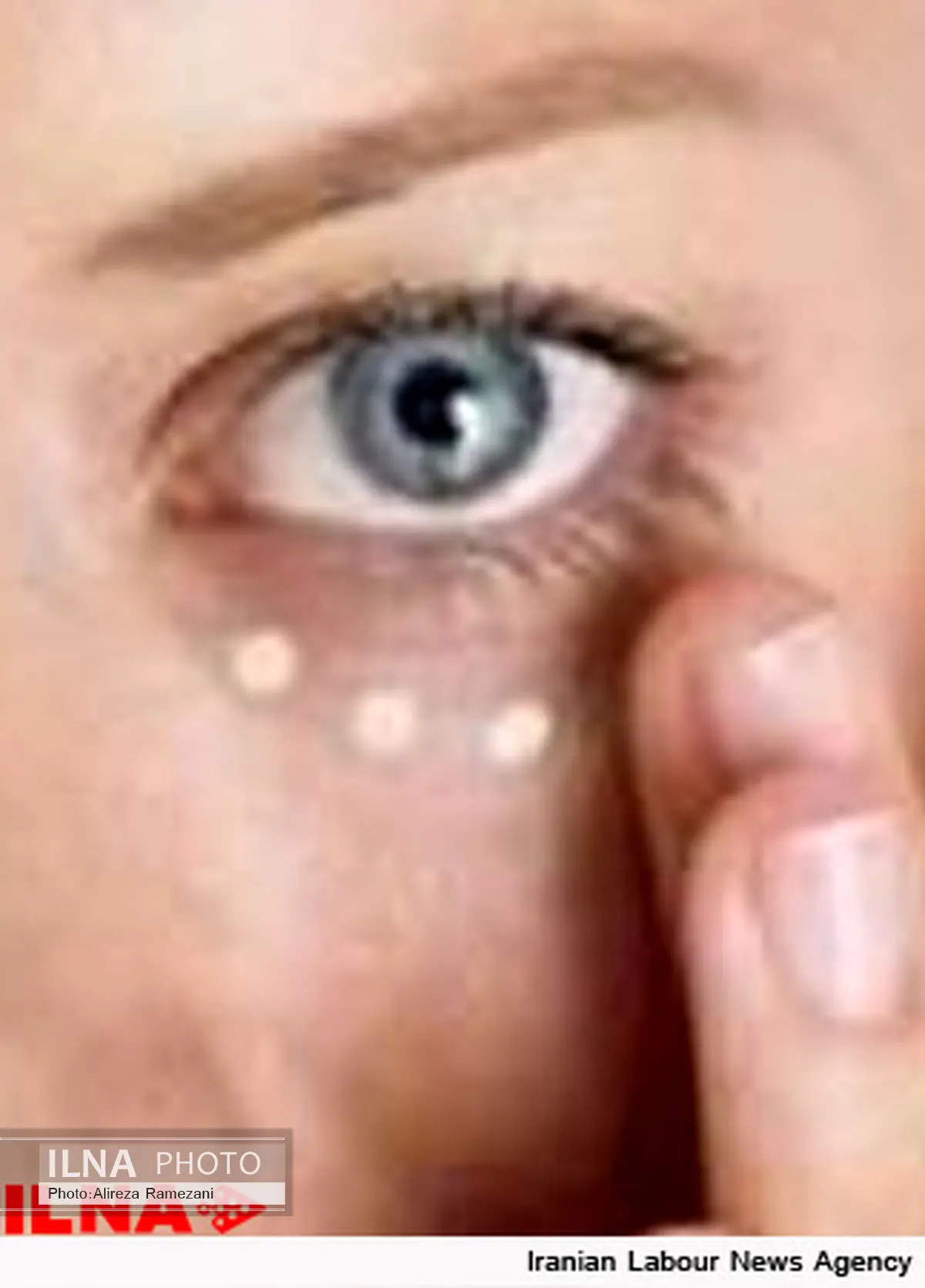 چشمهایتان هم باید ورزش کنند +عکس
