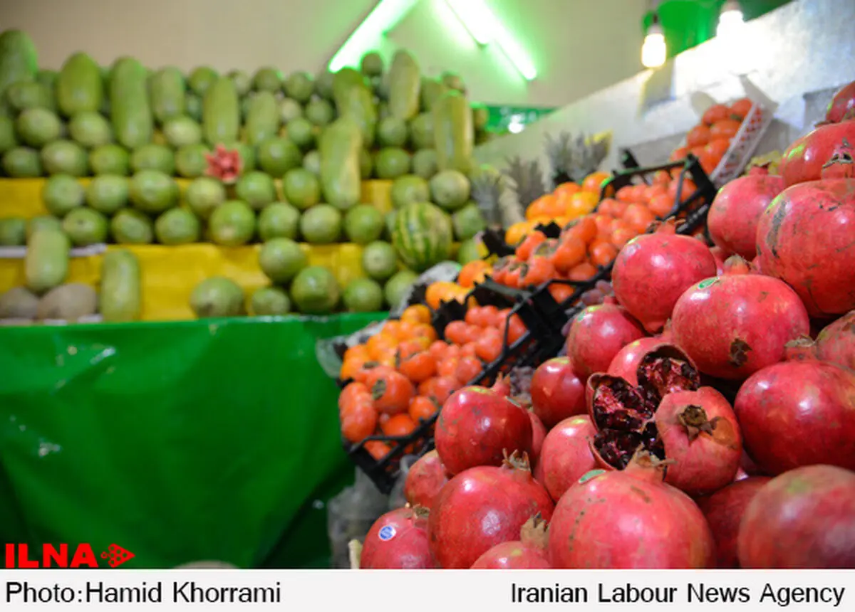 حدود قیمت میوه‌های یلدایی اعلام شد/ نرخ نهایی را فاکتور خرید مغازه‌داران مشخص می‌کند + تصویر نرخنامه