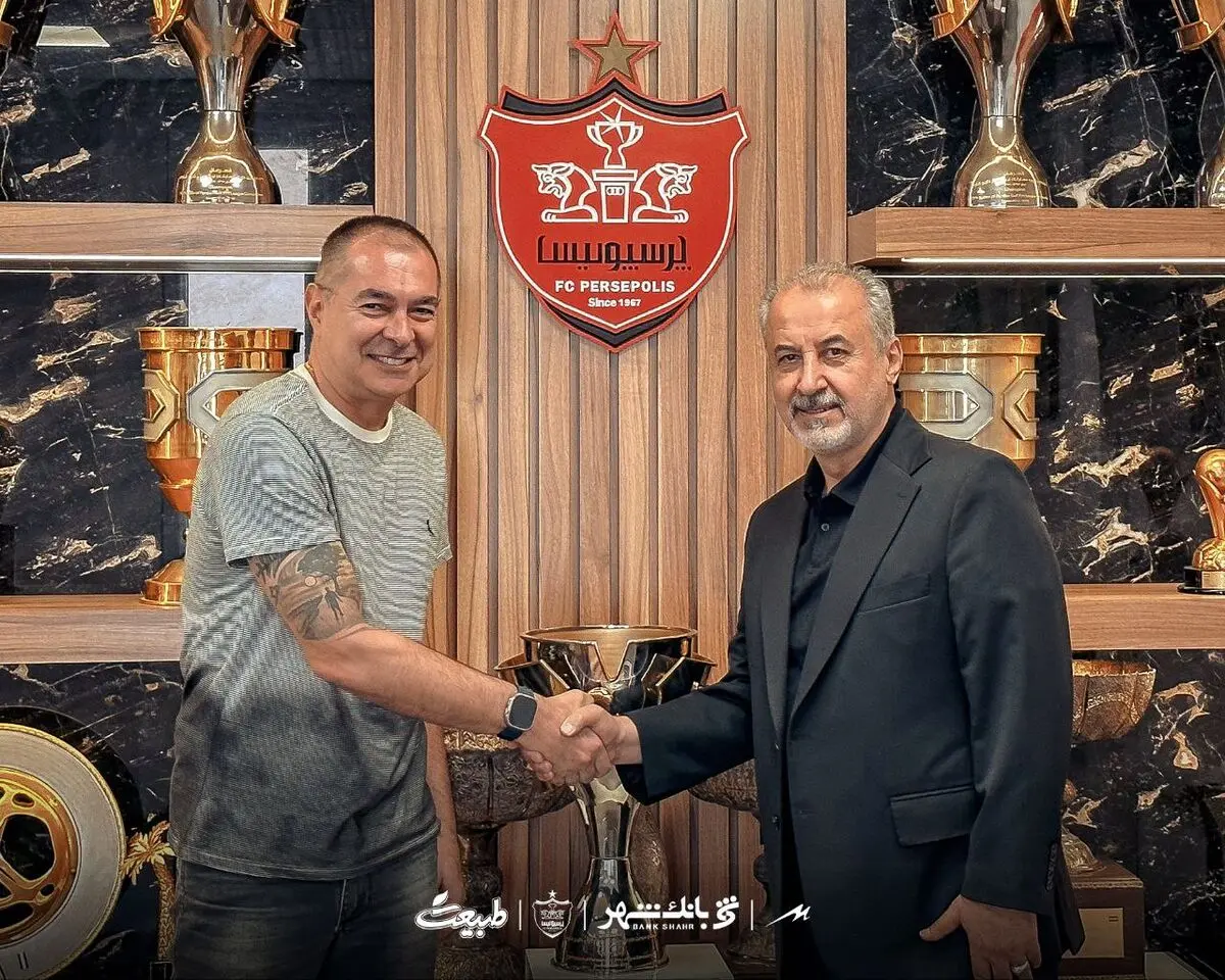 تمدید قرارداد مربی دروازه‌بان‌های پرسپولیس
