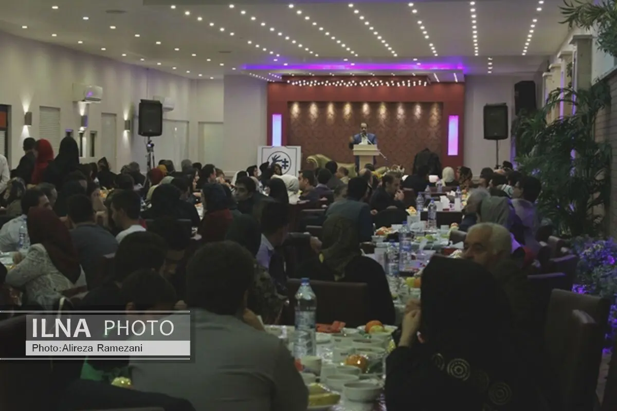 جشن شب یلدا در مجتمع توریستی خانه رزکاشان برگزار شد