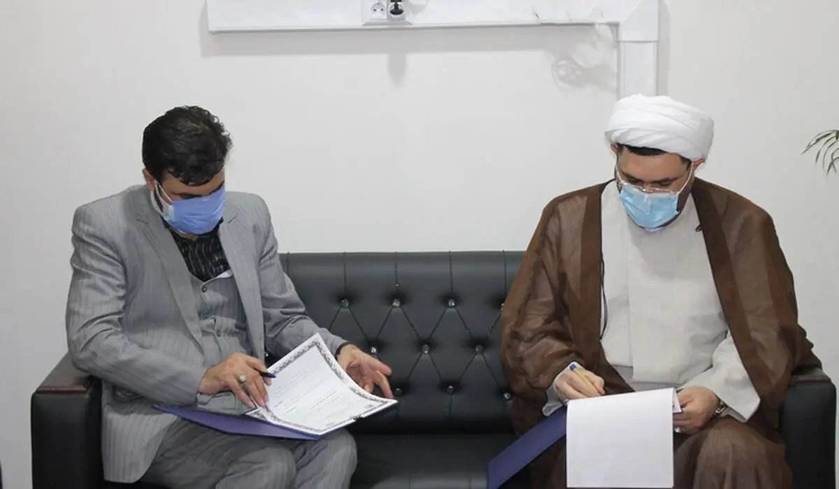 امضای تفاهم نامه کتابخانه های عمومی خراسان رضوی با خانه مطبوعات و رسانه‌های استان