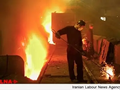 کارگران «فولاد البرز» ۴ماه  مزد طلبکارند