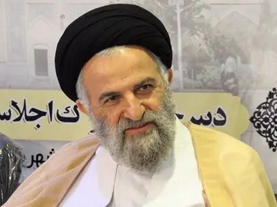 جامعیت یک روحانی با سیاسی کردن منبر عزاداری زیر سؤال می‌رود