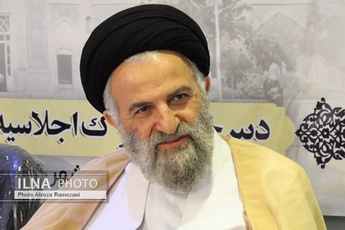 جامعیت یک روحانی با سیاسی کردن منبر عزاداری زیر سؤال می‌رود