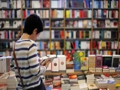 آموزش و پرورش در رشد کتابخوانی دانش‌آموزان نقش مهمی دارد