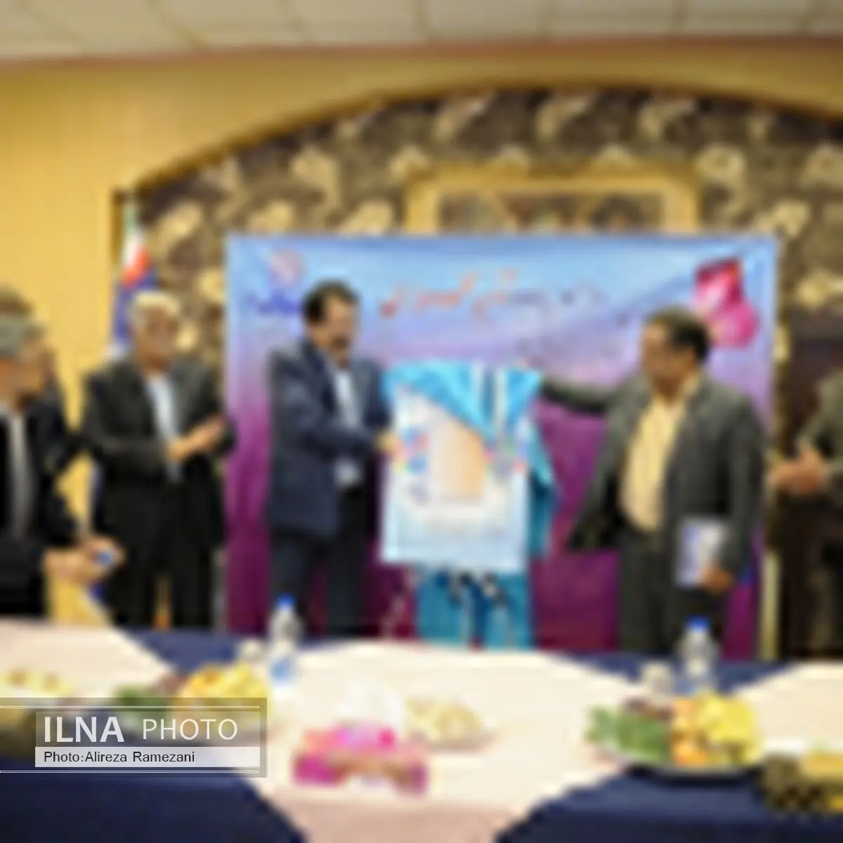 بانک تجارت در مراسمی از خبرنگاران اقتصادی تجلیل کرد 