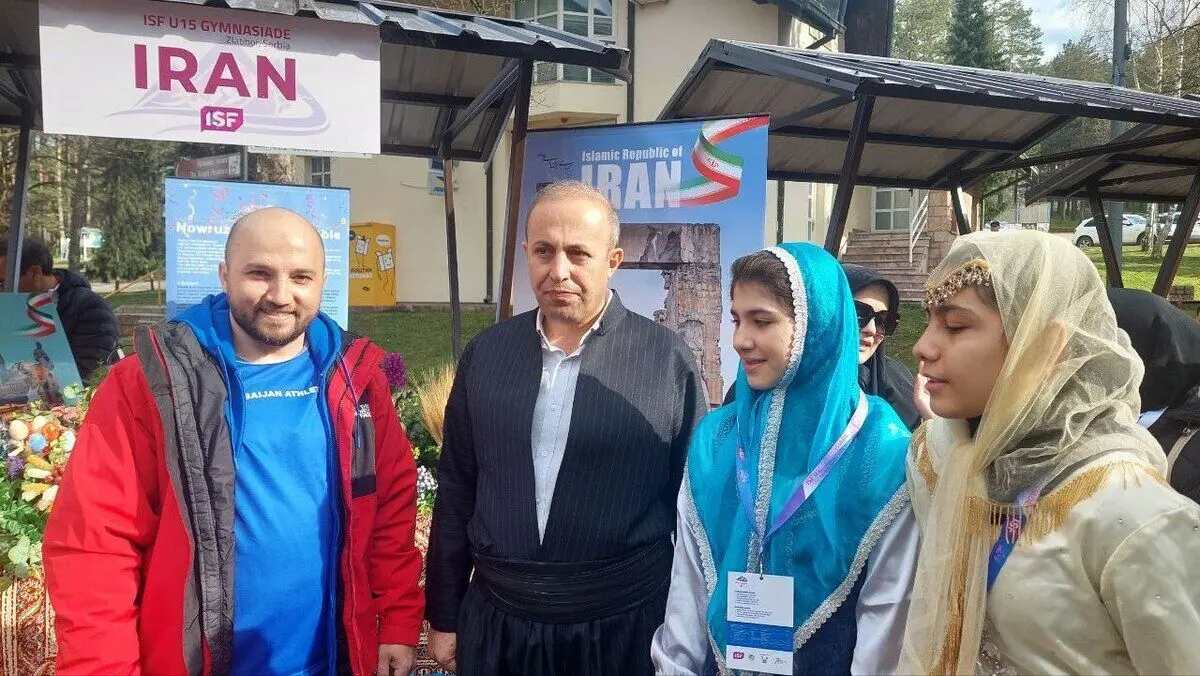 حضور ورزشکاران در غرفه کاروان ایران در زلاتیبور 