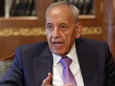 باید در مقابله با دشمن متحد شویم