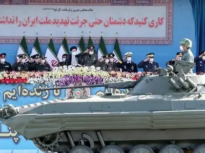 ما هی معدات التی عرضت للمرة الأولی فی الیوم الوطنی للجیش الإیرانی