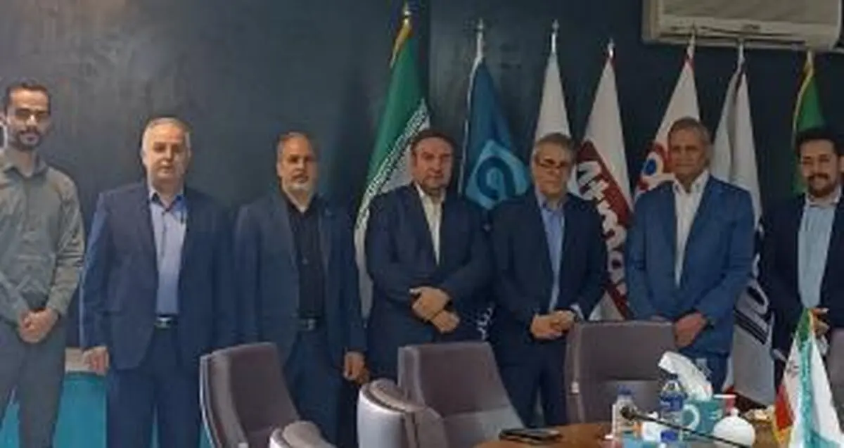 ارائه خدمات متناسب با نیاز شرکت‌های دانش بنیان در دستور کار اگزیم بانک ایران