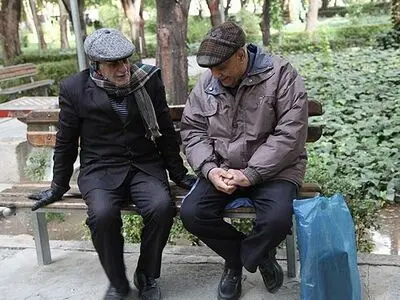 لزوم ادغام صندوق‌های ورشکسته و نیازمند بودجه/ دولت باید از بازنشستگان حمایت کند
