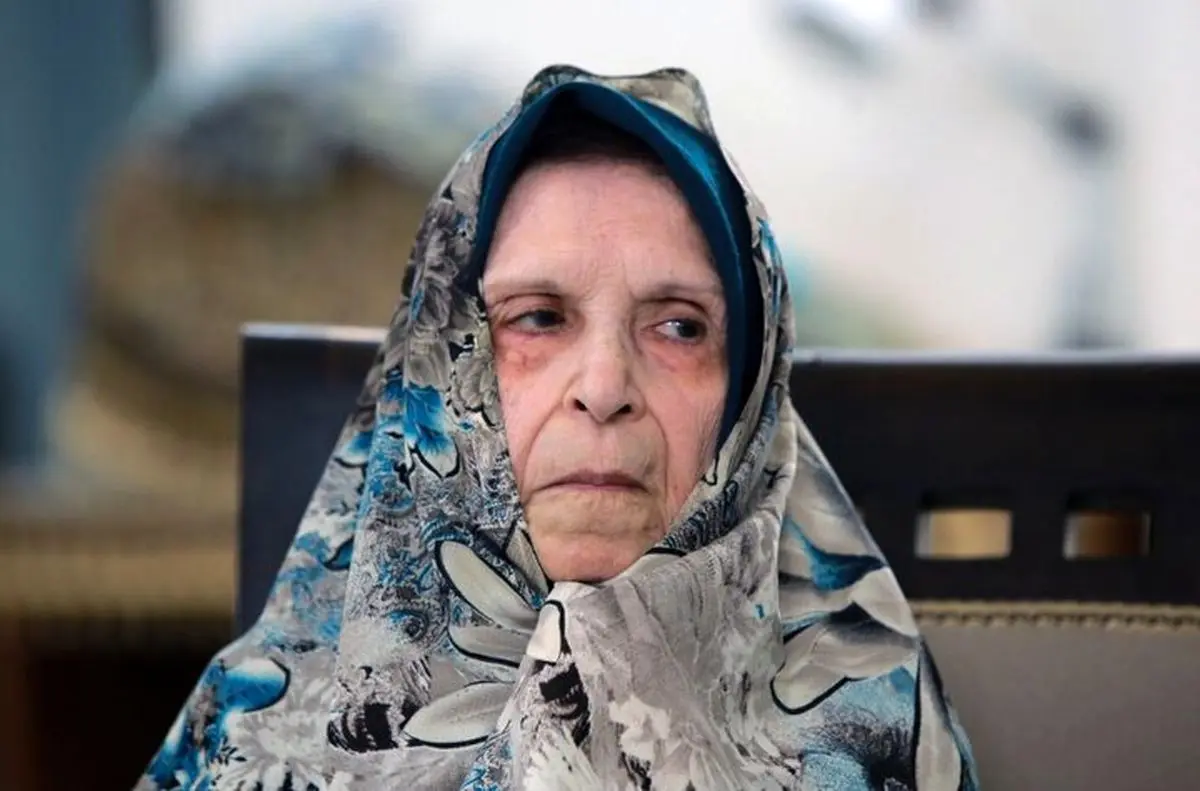 سیمیندخت وحیدی درگذشت