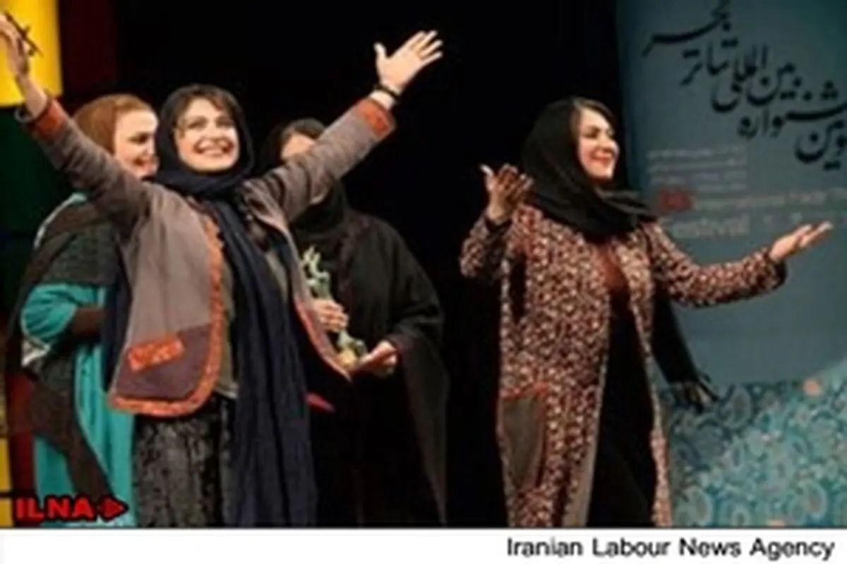 سرگردانی خبرنگاران، غیبت فرزاد حسنی و حذف جایزه گریم!