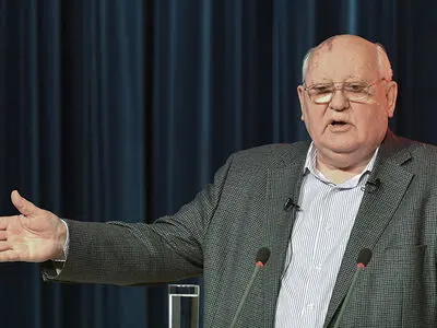 ترامپ و پوتین برای اجرای معاهده منع گسترش سلاح‌های هسته‌ای با برد متوسط شخصا اقدام کنند