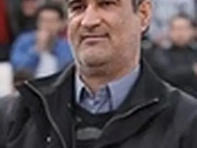 قنبرزاده در سمت مدیرعاملی باشگاه نفت ابقا شد