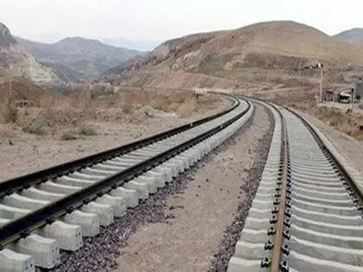 دشمن هرجایی را که بزنند، بهترش را می‌سازیم