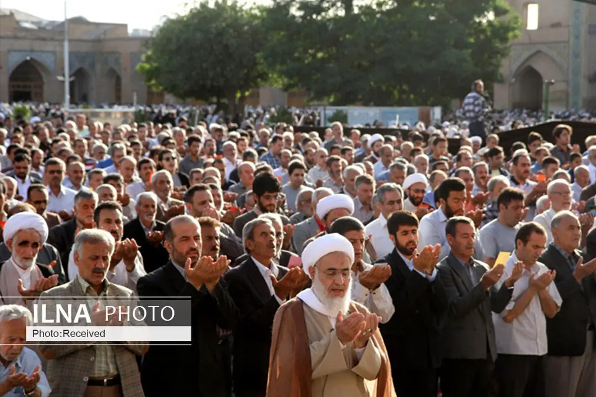 اقامه نماز عید فطر در قزوین