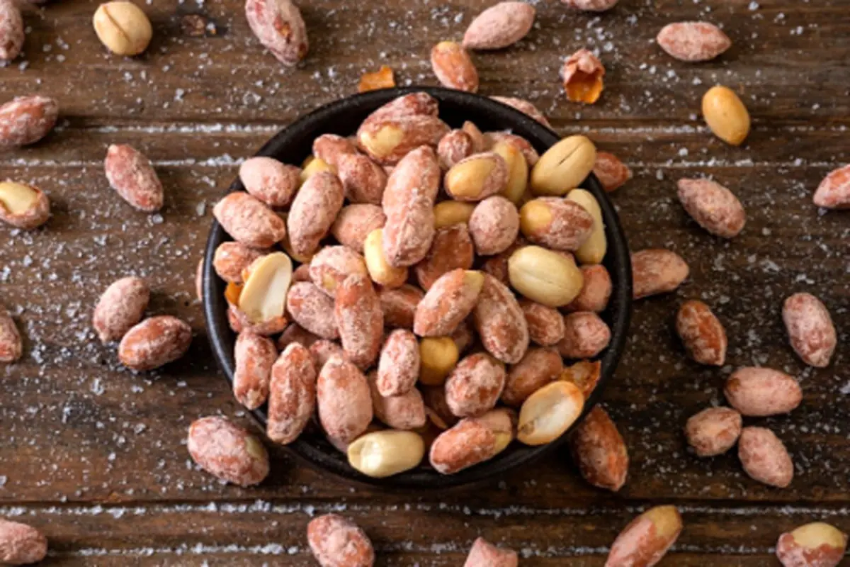 تکنیک از بین بردن بوی کهنگی بادام زمینی