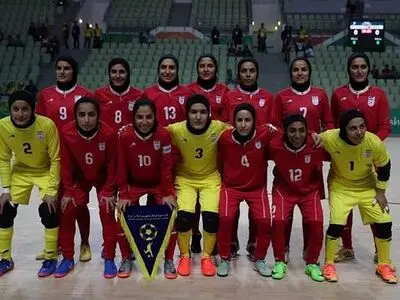 پیروزی شاگردان مظفر مقابل اوکراین /  بازیگر مطرح سینما تماشاگر ویژه بازی بانوان