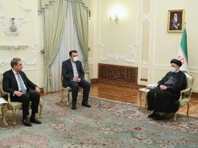 روابط تهران و اسلام‌آباد دیرینه، اعتقادی و مردم محور است/روابط اقتصادی و تجاری دو کشور رضایت‌بخش نیست و جمهوری اسلامی ایران آماده افزایش این روابط است