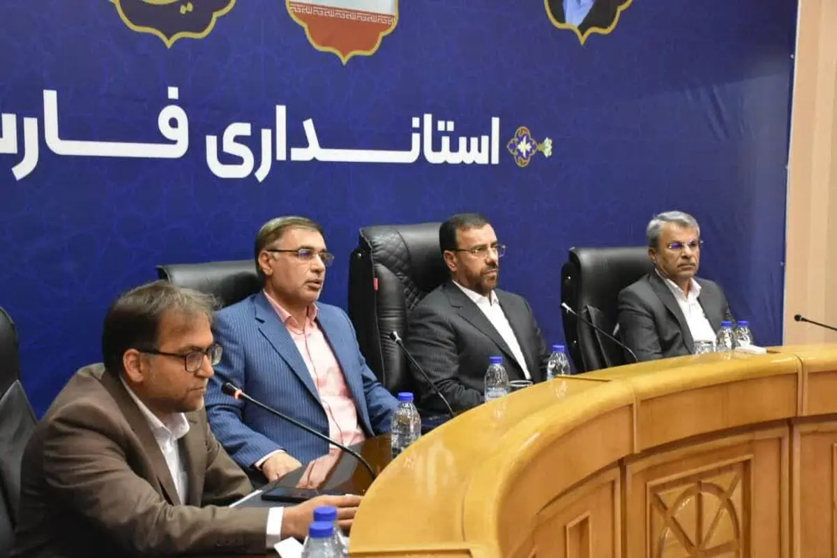 صنایع بزرگ  ۴۰ درصد اشتغال استان را به خود اختصاص داده اند