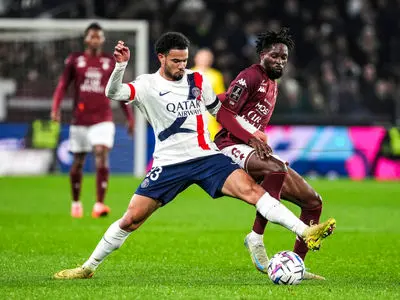 ویدیو: خلاصه بازی متز 2 - پاری سن ژرمن 3