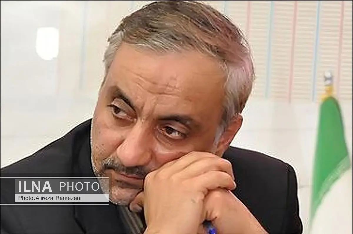مصوبه دولت احمدی نژاد پای افراد را به خرید و فروش نفت باز کرد