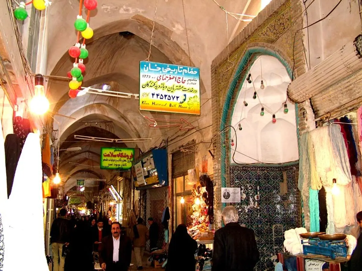 وضعیت ایمنی بازار تاریخی کاشان نگران کننده است/ ضرورت اصلاح شبکه توزیع آب و برق در بازار بزرگ کاشان