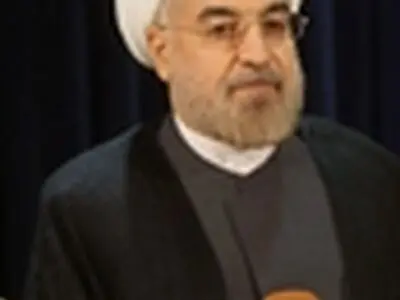 امروز باید منافع انقلاب را بر منافع شخصی ترجیح دهیم