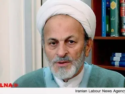  آدم‌های اصولگرایان را موش نخورده که از روحانی حمایت کنیم