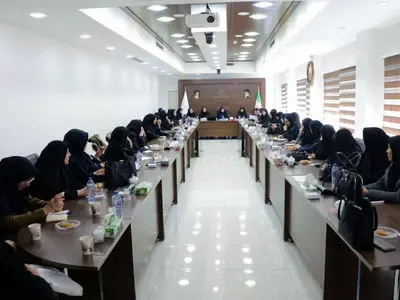 ارائه خدمات مشاوره‌ای رایگان به زنان شاغل در دستگاه‌های اجرایی