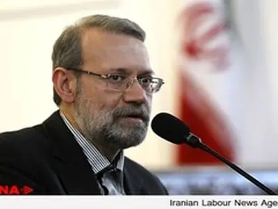 زن در نظام اسلامی پرده نشین نیست