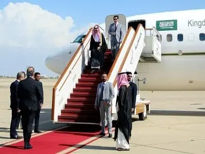 وزیر الخارجیة السعودي یصل طهران للقاء رئیسي وأمیرعبداللهیان