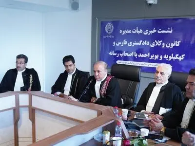 وکالت بازار و تجارت نیست/ سیل وکلای بیکار در راه است