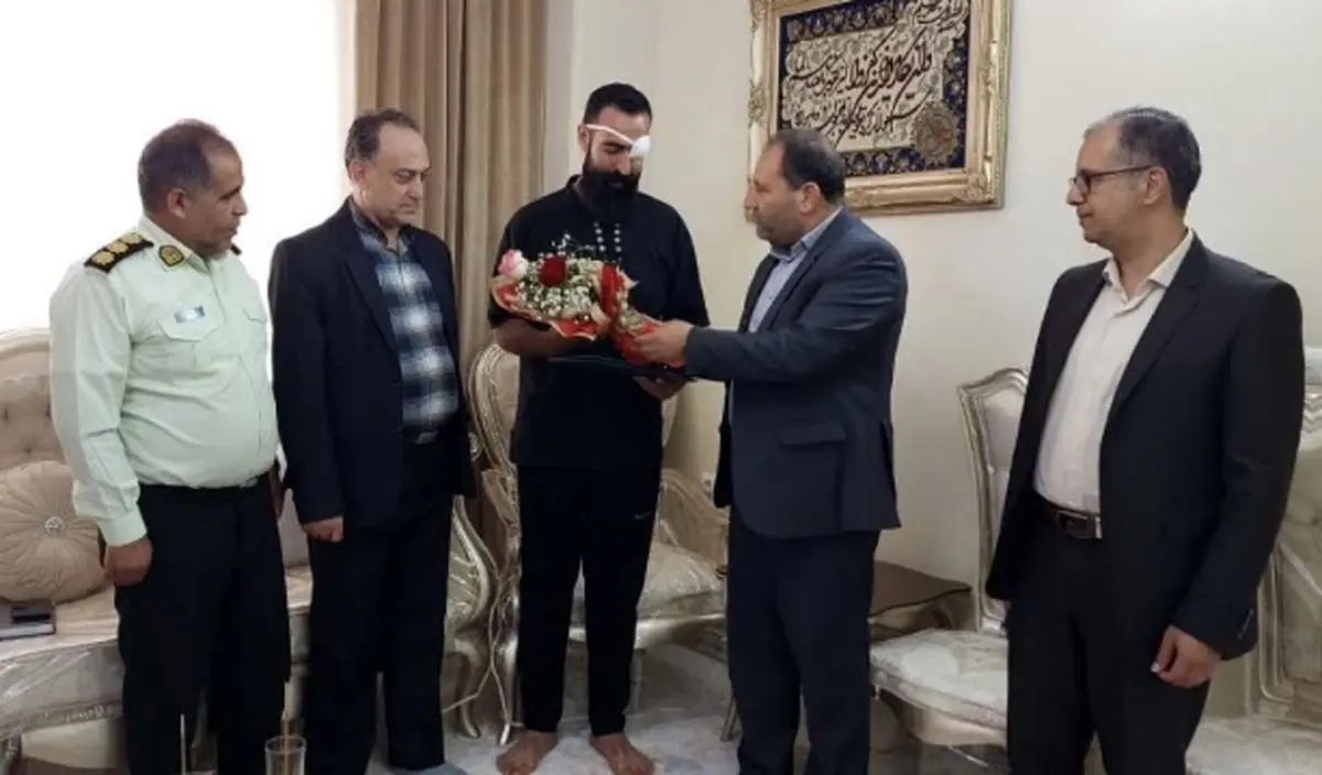 تجلیل از فرمانده مجروح یگان حفاظت منابع طبیعی اشتهارد