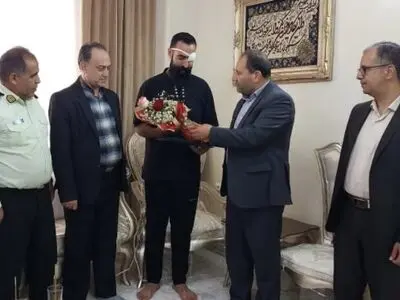 تجلیل از فرمانده مجروح یگان حفاظت منابع طبیعی اشتهارد 