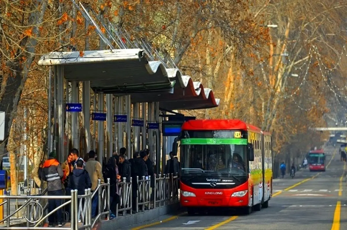 فشار کارِ رانندگان شرکت واحد زیاد است/ مسئولین مصوبه‌ی مجمع عمومی شرکت واحد را اجرایی کنند 