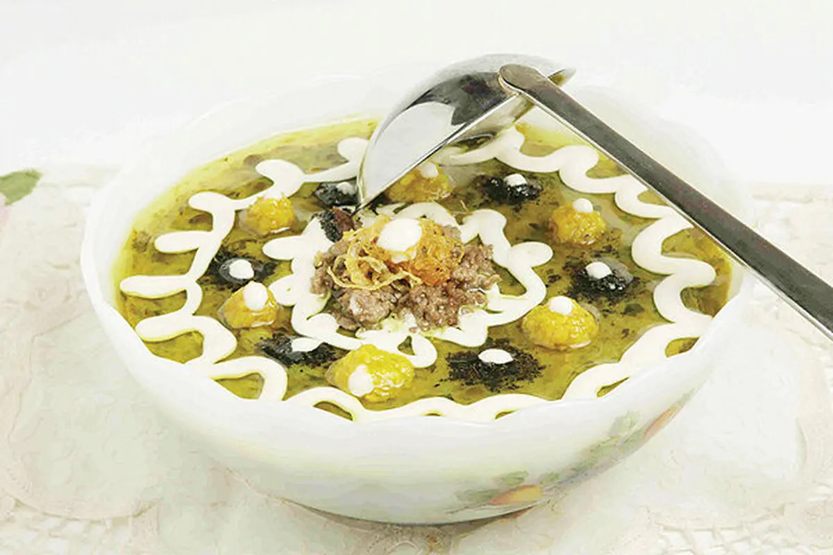 طرز تهیه آش سماق با کوفته قلقلی