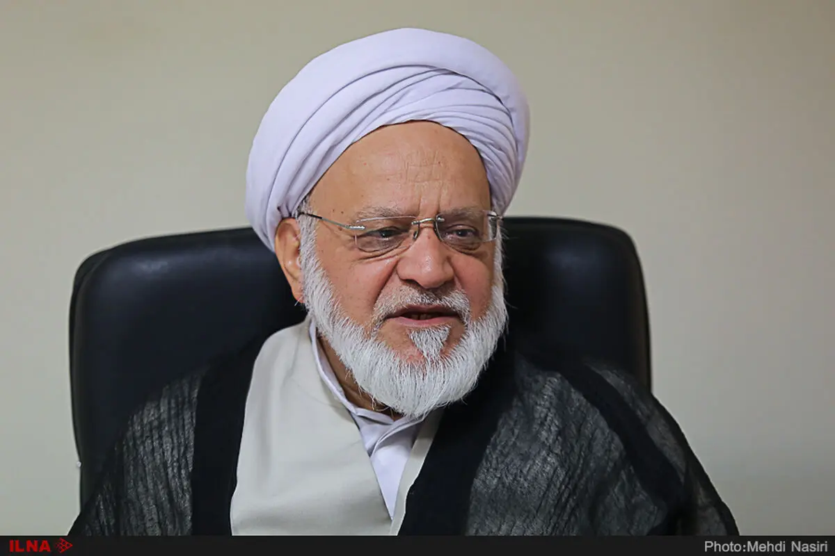 تنها ٣٥ درصد اتکا به مالیات در بودجه وجود دارد/ بحث جنگ اقتصادی در بودجه مشهود نیست/ حداکثر درآمد دولت ٣٠٠ هزار میلیارد تومان است