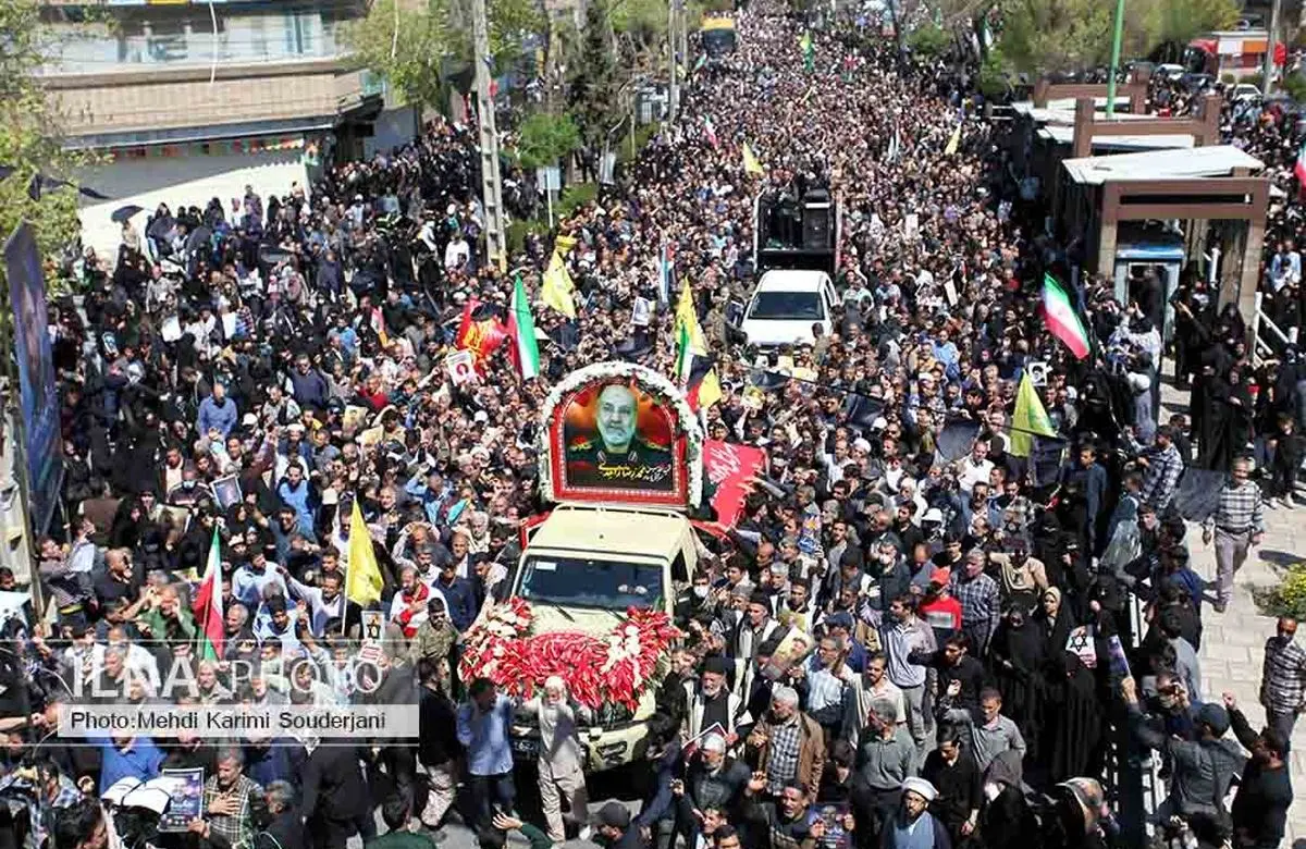 مراسم تشییع پیکر شهید محمد رضا زاهدی در اصفهان