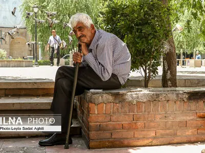 مستمری بازنشستگان در فروردین افزایش یابد/ اول همسان‌سازی ۹۹ بعد افزایش عادلانه حقوق!