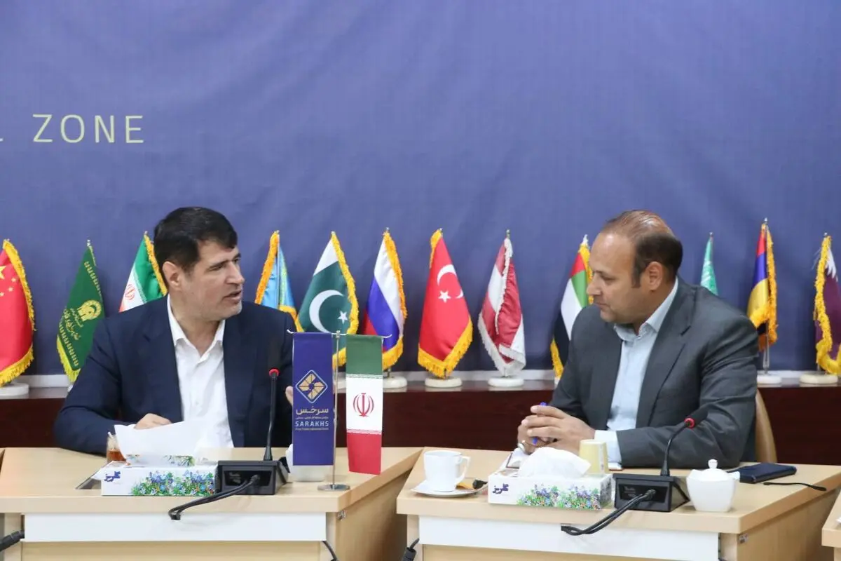 توسعه مهارت‌های فردی و حرفه آموزی متناسب با نیاز صنایع در منطقه آزاد سرخس
