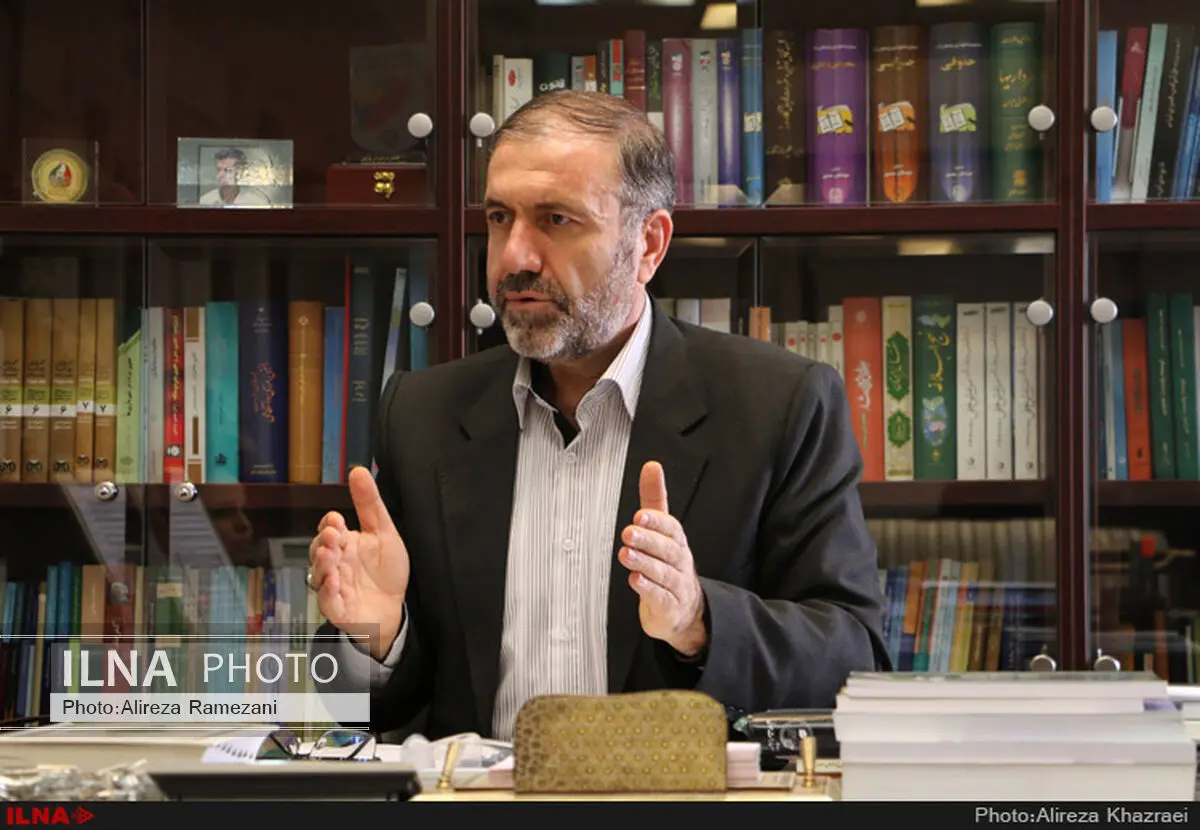 برخی مخالفت با مذاکرات را به کف خیابان کشیدند/ رهبری مانع دوقطبی‌ کردن جامعه شدند