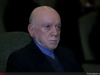 میرسلیم تا پایان مناظرات می‌ماند/ نتیجه نظرسنجی‌ها کاندیدای نهایی اصولگرایان را تعیین می‌کند